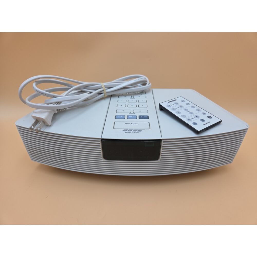 Bose Wave Radio AM/FM Alarm Clock Model AWR1W1 With Remote Works